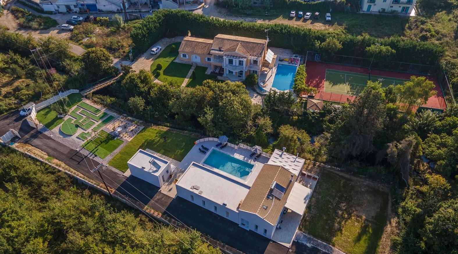 Villa Ami, Roda, Corfu: 10 Guests, Heated Pool, Private Mini Golf, Pool Table & More!! Eksteriør bilde