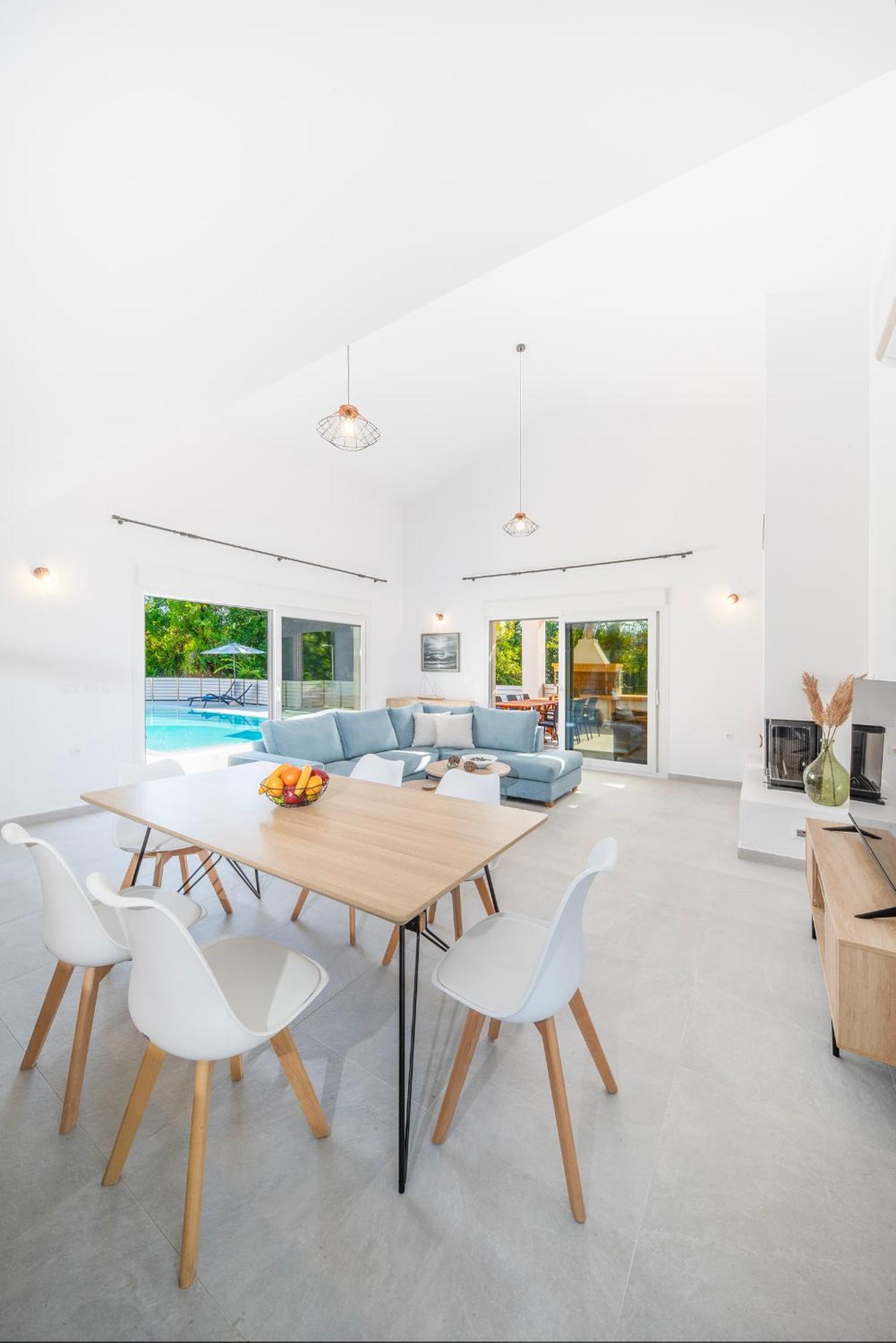 Villa Ami, Roda, Corfu: 10 Guests, Heated Pool, Private Mini Golf, Pool Table & More!! Eksteriør bilde