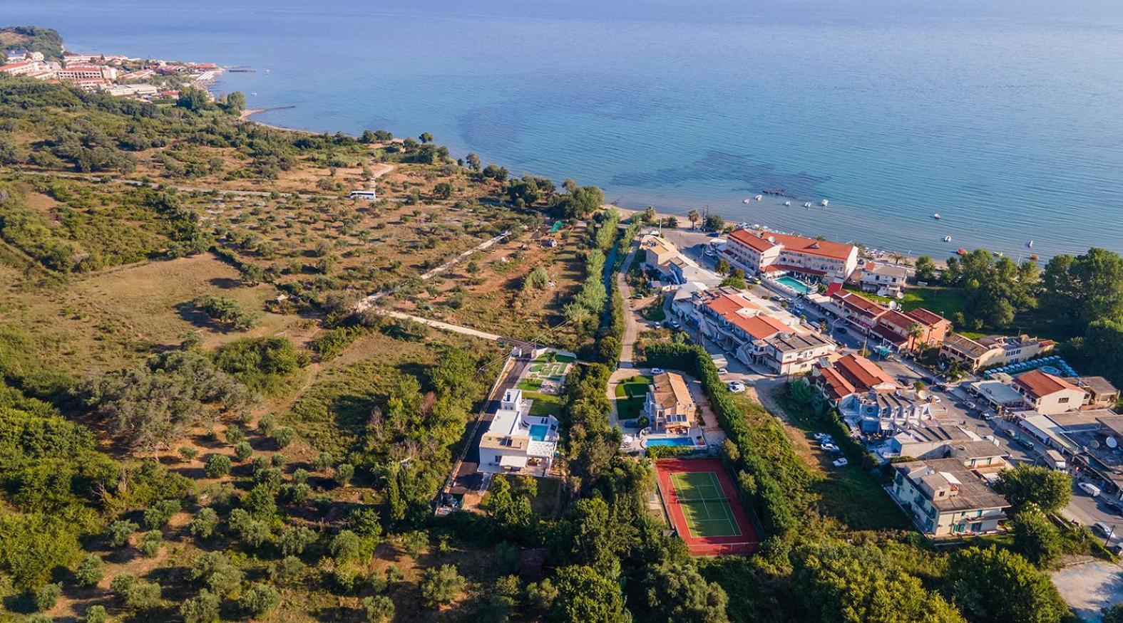 Villa Ami, Roda, Corfu: 10 Guests, Heated Pool, Private Mini Golf, Pool Table & More!! Eksteriør bilde